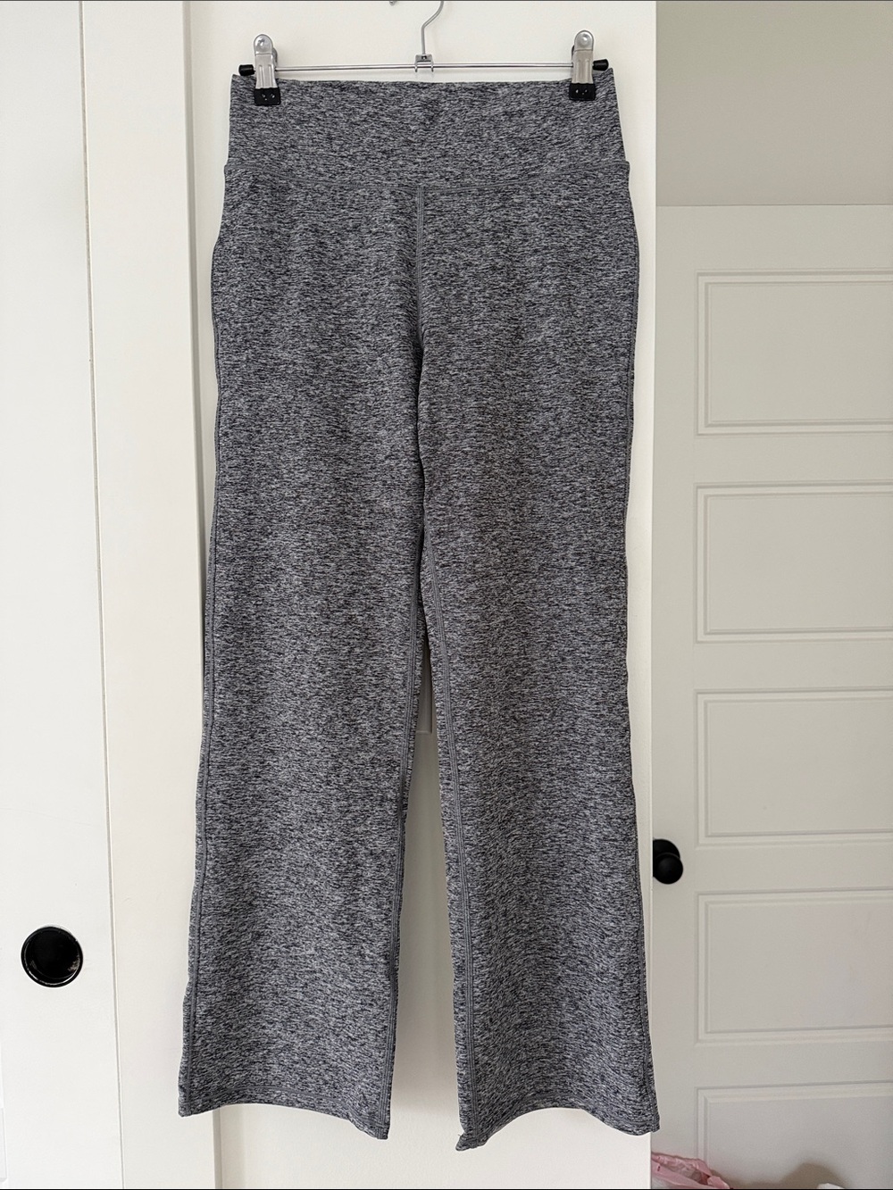 Vuori Heather Gray Straight Leg Pants
